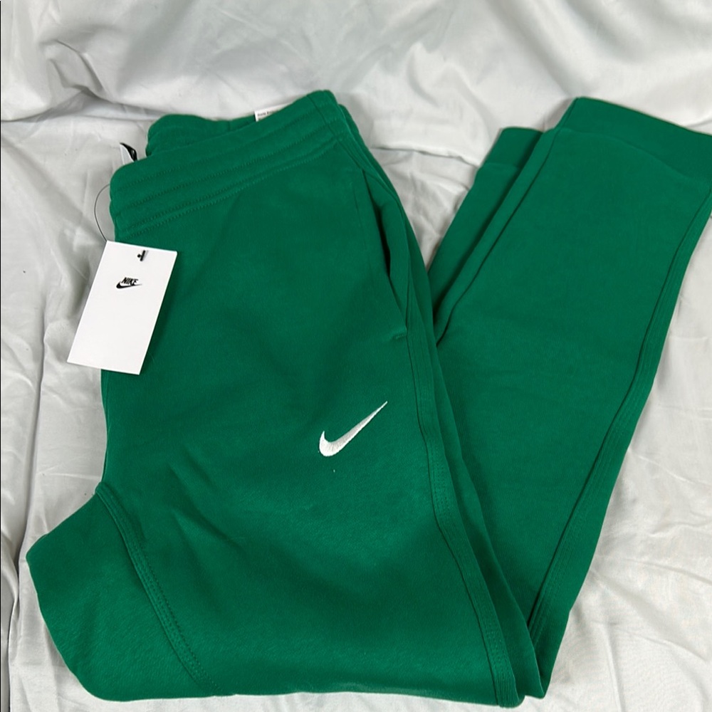 Nike Green Joggers Elastic Waistband Tapered Fit
